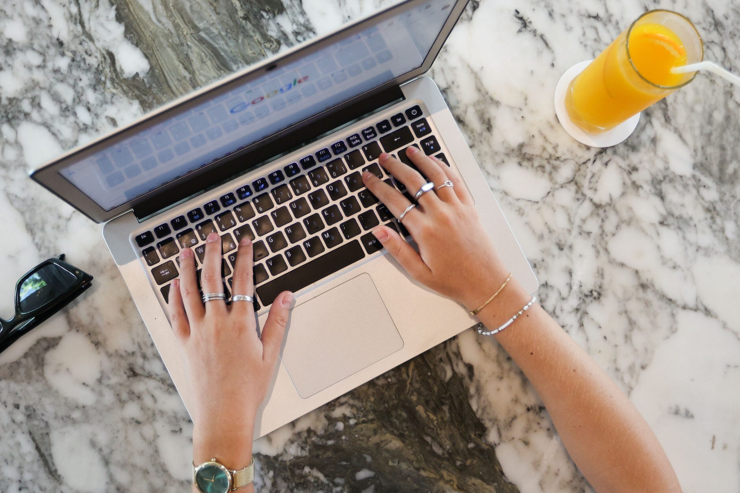 woman doing an Internet search