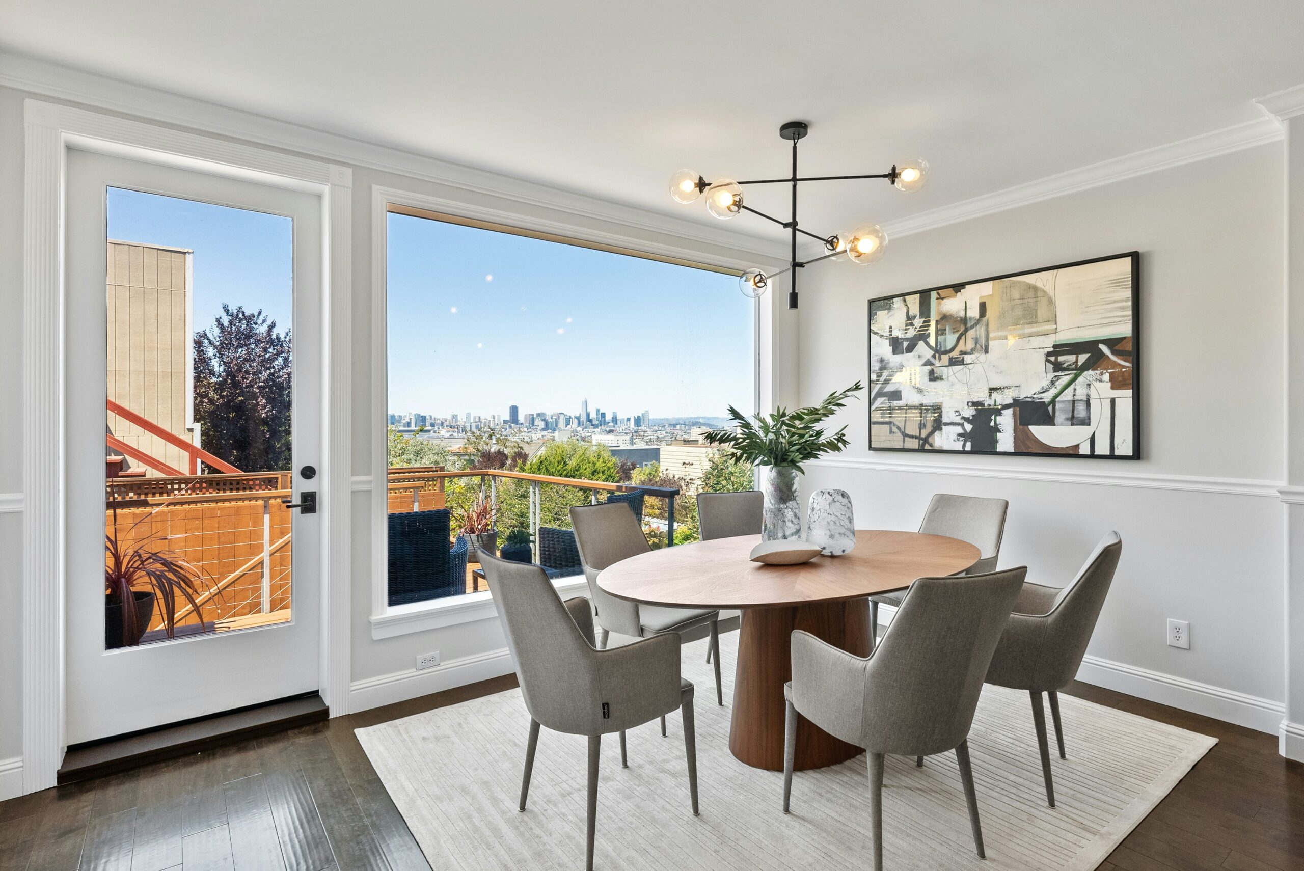 luxury chandelier in a modern dining room